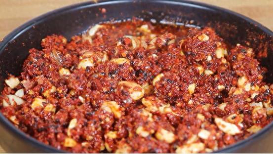 头条美食腌辣椒图片,色泽诱人，美味可口，轻松学会！