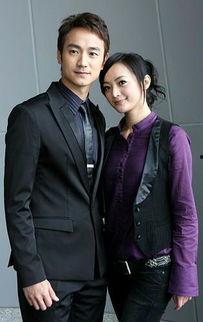 爱上小男人在线观看,网恋小男人，浪漫爱情故事在线播放