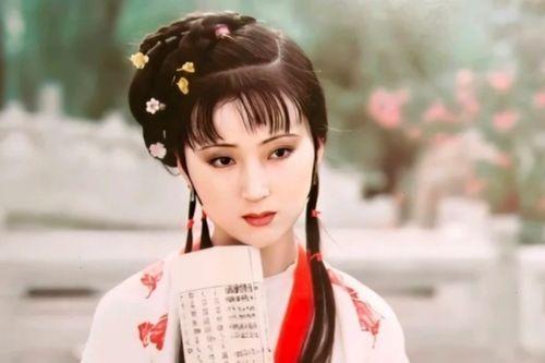红楼十大明星,揭秘十大明星的传奇人生